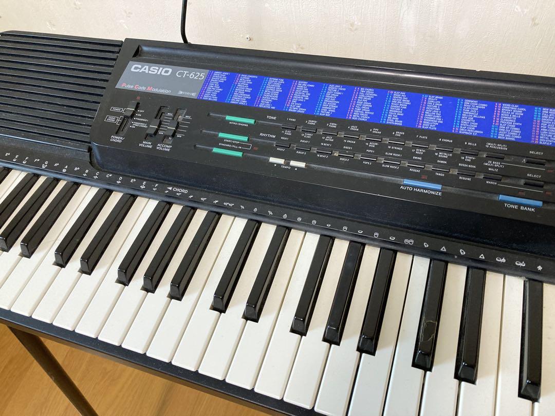 キーボード　CASIO CT625  スタンド付属