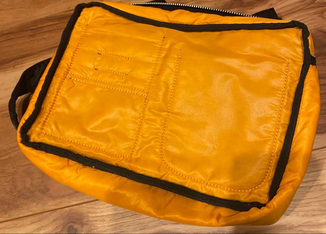 ✨美品✨PORTERポーター タンカー 黒 ブラック ショルダーバッグ ✨美品✨PORTERポーター タンカー 黒 ブラック ショルダーバッグ