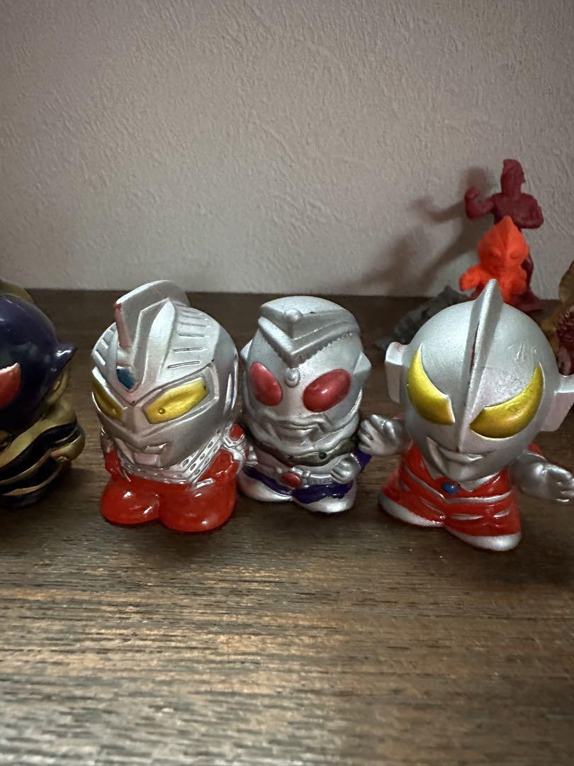ウルトラマン　ウルトラ怪獣　指人形　109体セット ウルトラマン ウルトラ怪獣 指人形セット - メルカリ