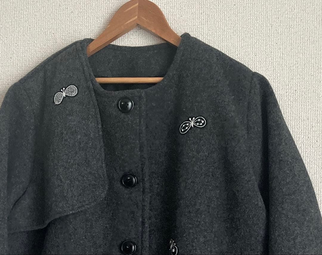 ミナペルホネン choucho グレーウール ジャケット 総裏 ハンドメイド ミナペルホネン choucho グレーウール ジャケット 総裏 ハンドメイド