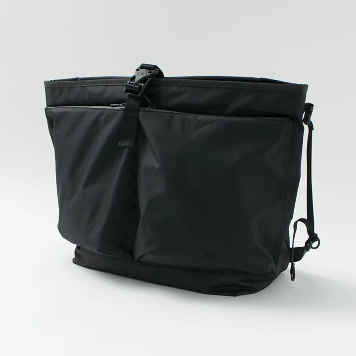 バッグ F/CE. LIGHTWEIGHT COURIER SHOULDER BAG
