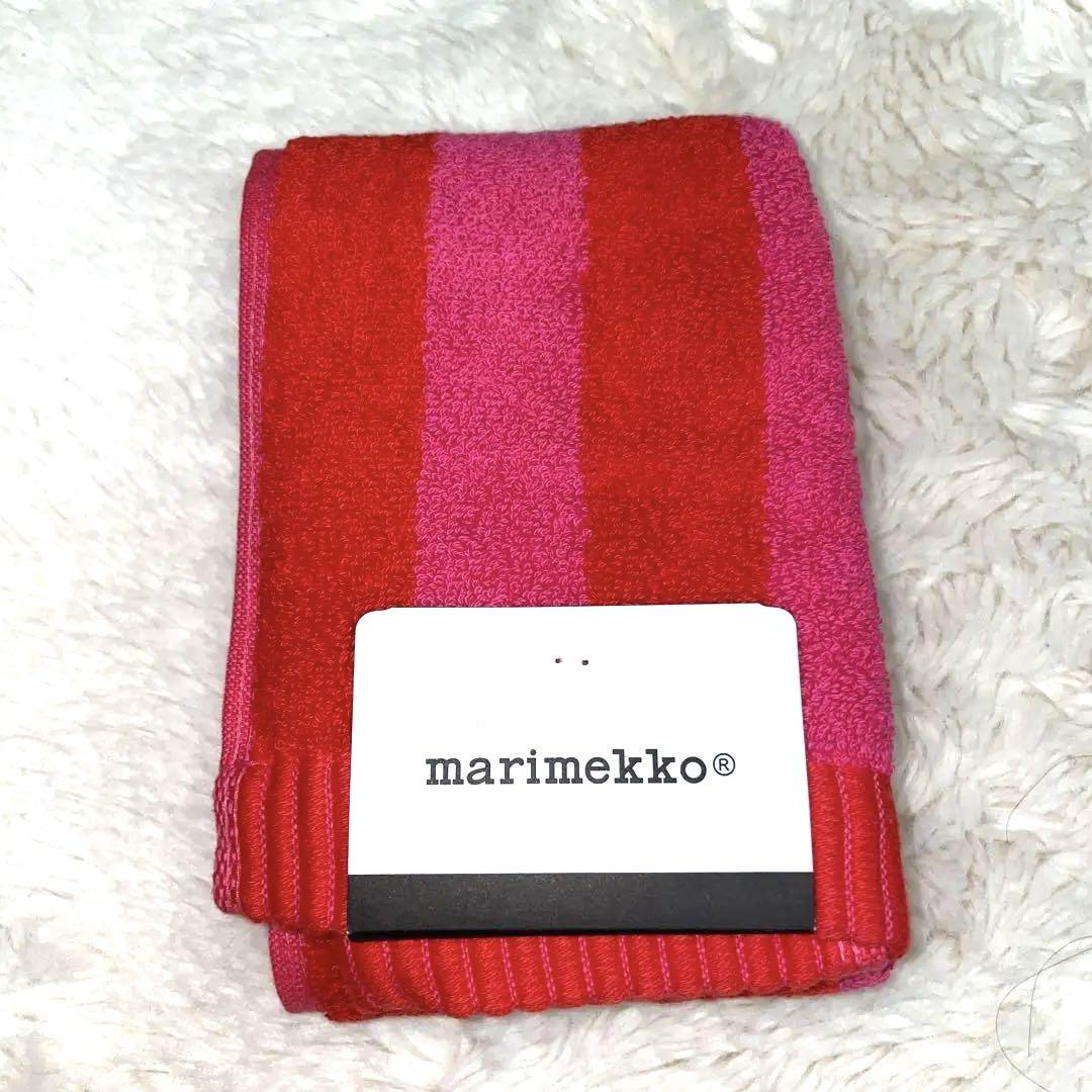 marimekko マリメッコタオル新品赤