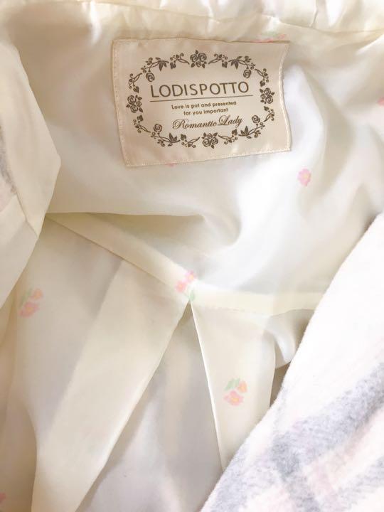 美品✨LODISPOTTO リボンビットダッフルコート　オフホワイト　希少　Ｌ ロディスポット LODISPOTTO コート