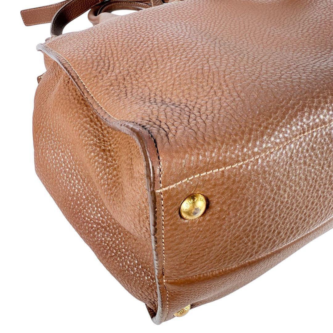 【極美品】PRADA プラダ ヴィッテロ ダイノレザー ショルダーバッグ 【極美品】PRADA プラダ ヴィッテロ ダイノレザー ショルダーバッグ