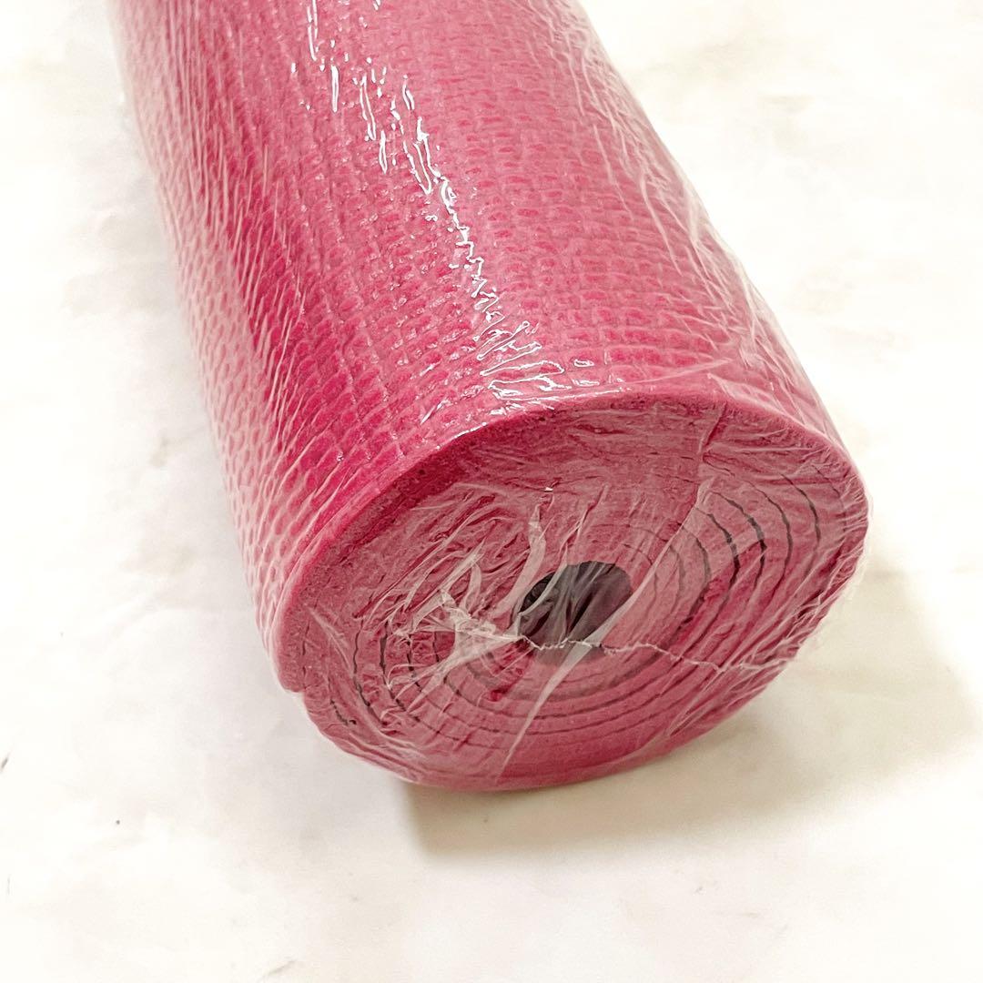 ♋新品　ラバ　ヨガマット　LAVA MAT　マゼンタ　ケース付き　未使用送料込み