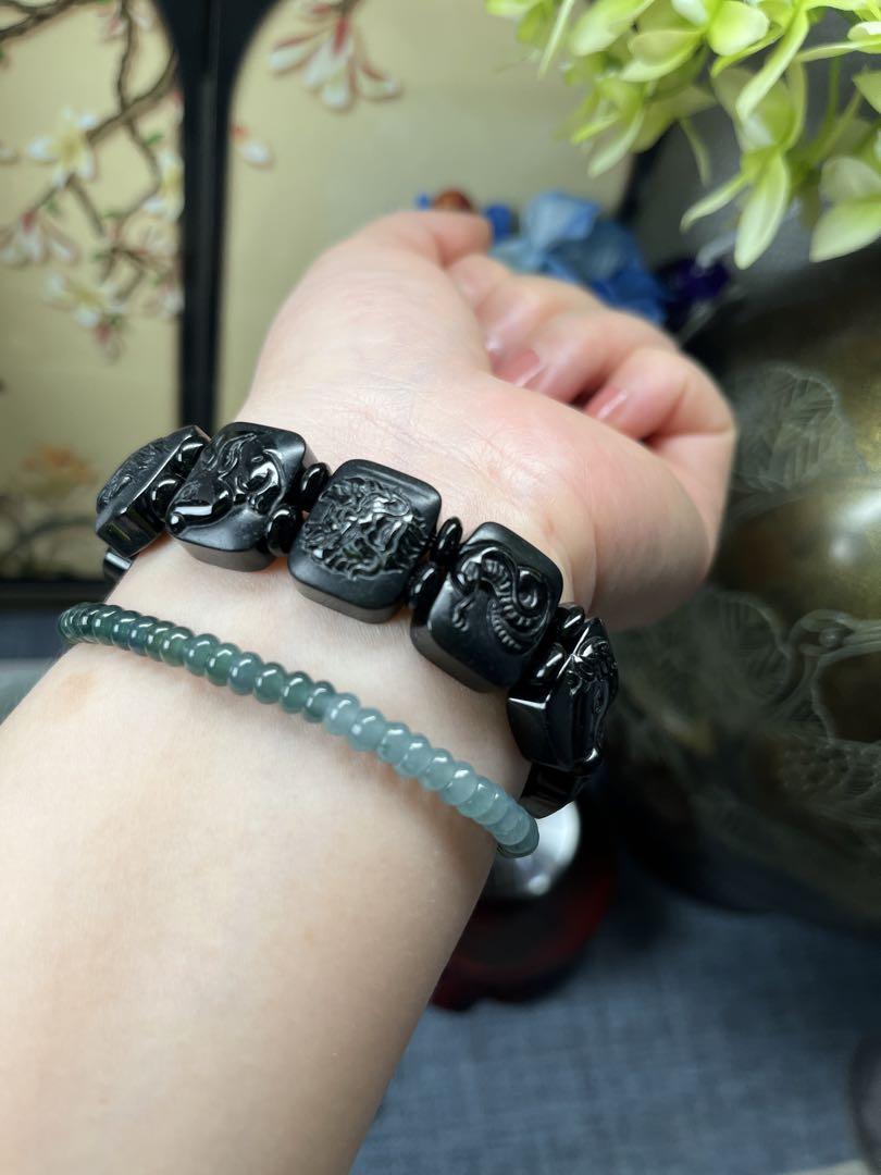 基本的に男性向け‼️高級品❣️ 黒翡翠12干支彫刻バングルブレスレット　鑑定書付き