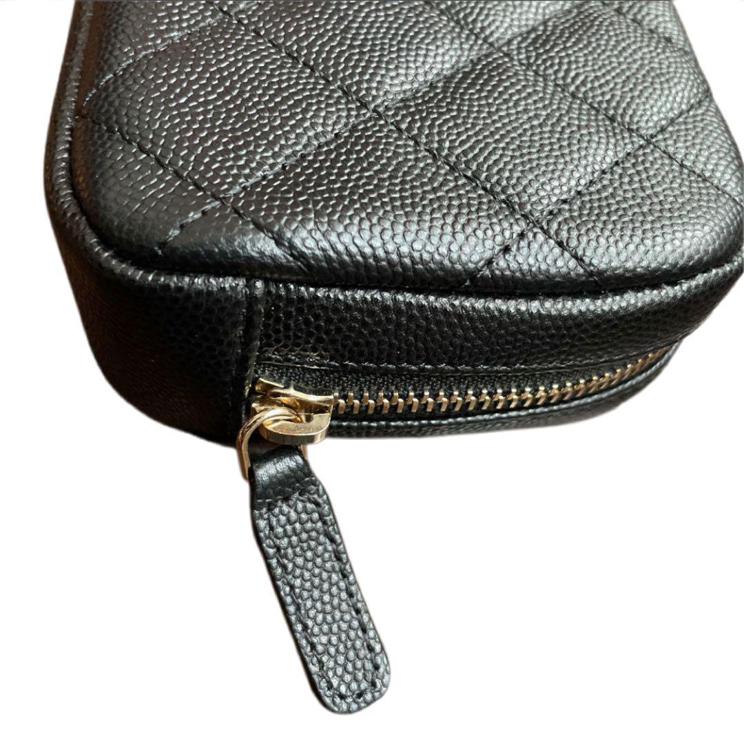 CHANEL(シャネル)ポーチ ココマーク キャビアスキン