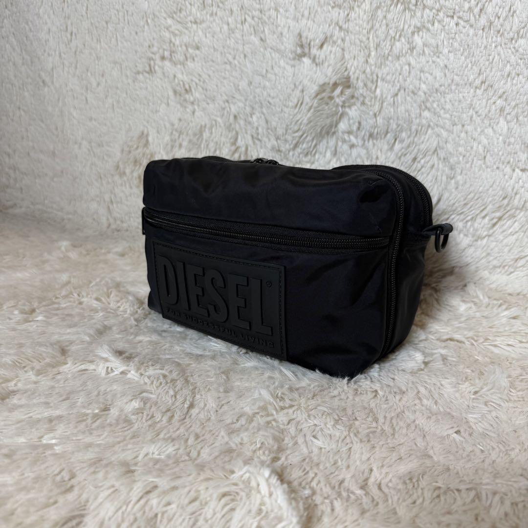 DIESEL ディーゼル　ビッグロゴ　クロスボディ・ショルダーバック　ブラック