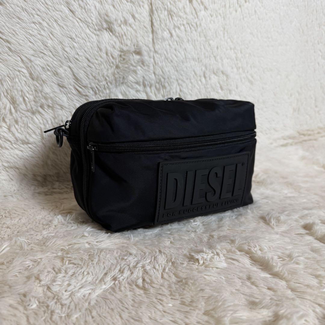 DIESEL ディーゼル　ビッグロゴ　クロスボディ・ショルダーバック　ブラック