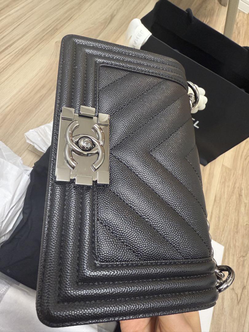 BOY CHANEL スモールショルダーバッグ