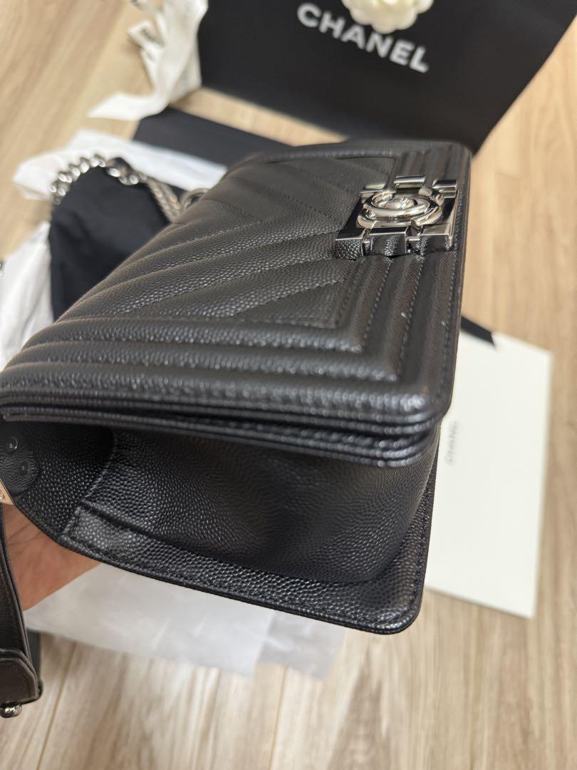 BOY CHANEL スモールショルダーバッグ