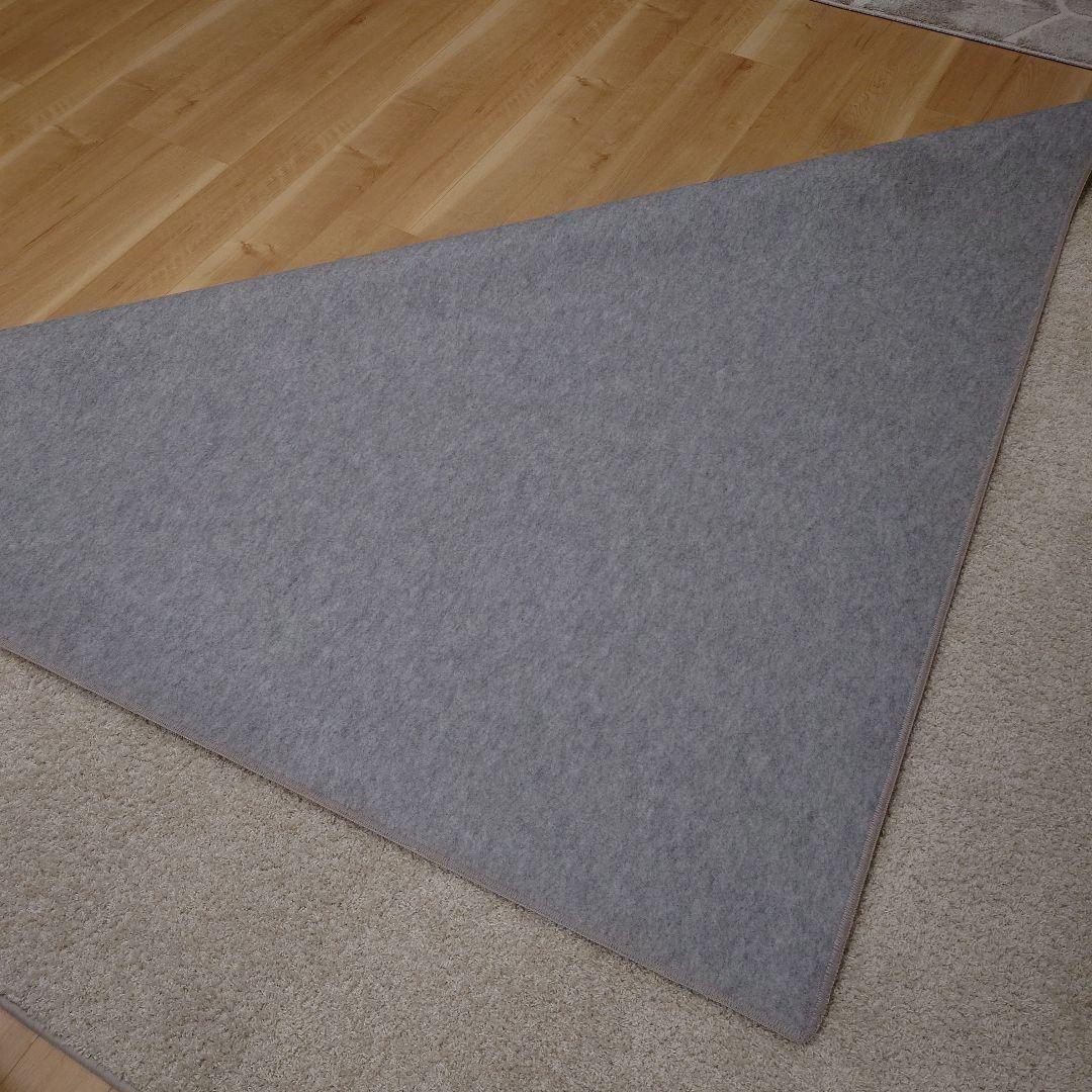 カーペット 250×250目立った傷や汚れなし