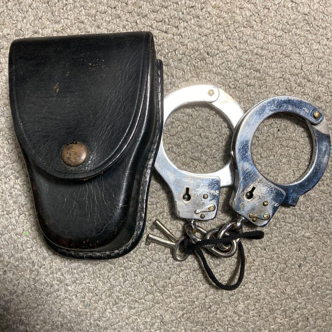 鉄道公安 手錠 ケース、鍵付き - www.lanecert.com