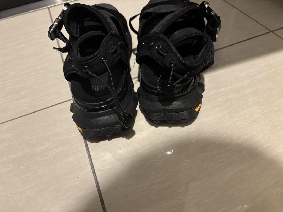 Vibramクロスバックルサンダル(HARE)