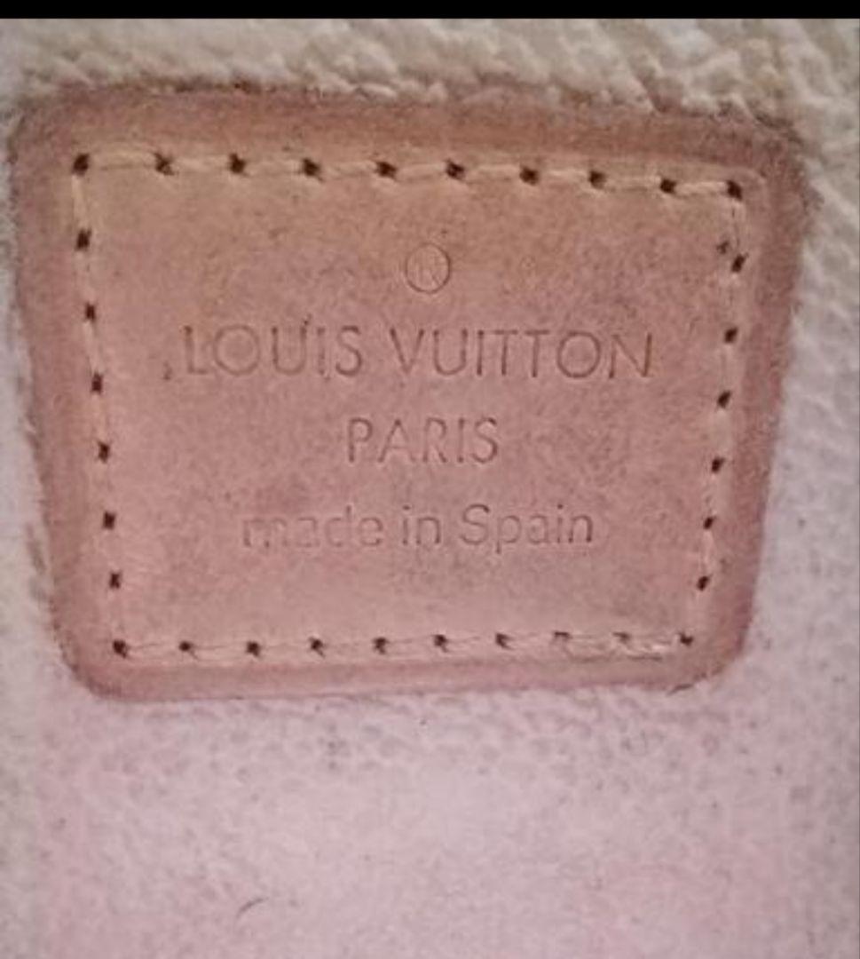 Louis Vuitton モノグラム ポーチ　コスメティックPM