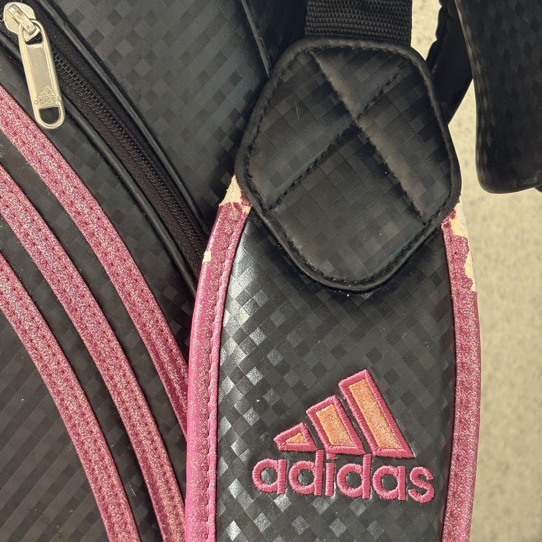 グランドセール adidas キャディバッグ ゴルフバッグ ブラック/ピンク - メルカリ ゴルフバッグ・キャディバッグ