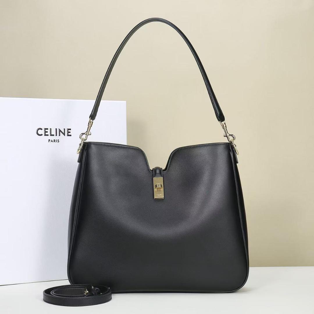 春早割 CELINE ブラックレザーショルダーバッグ メルカリ - バッグ