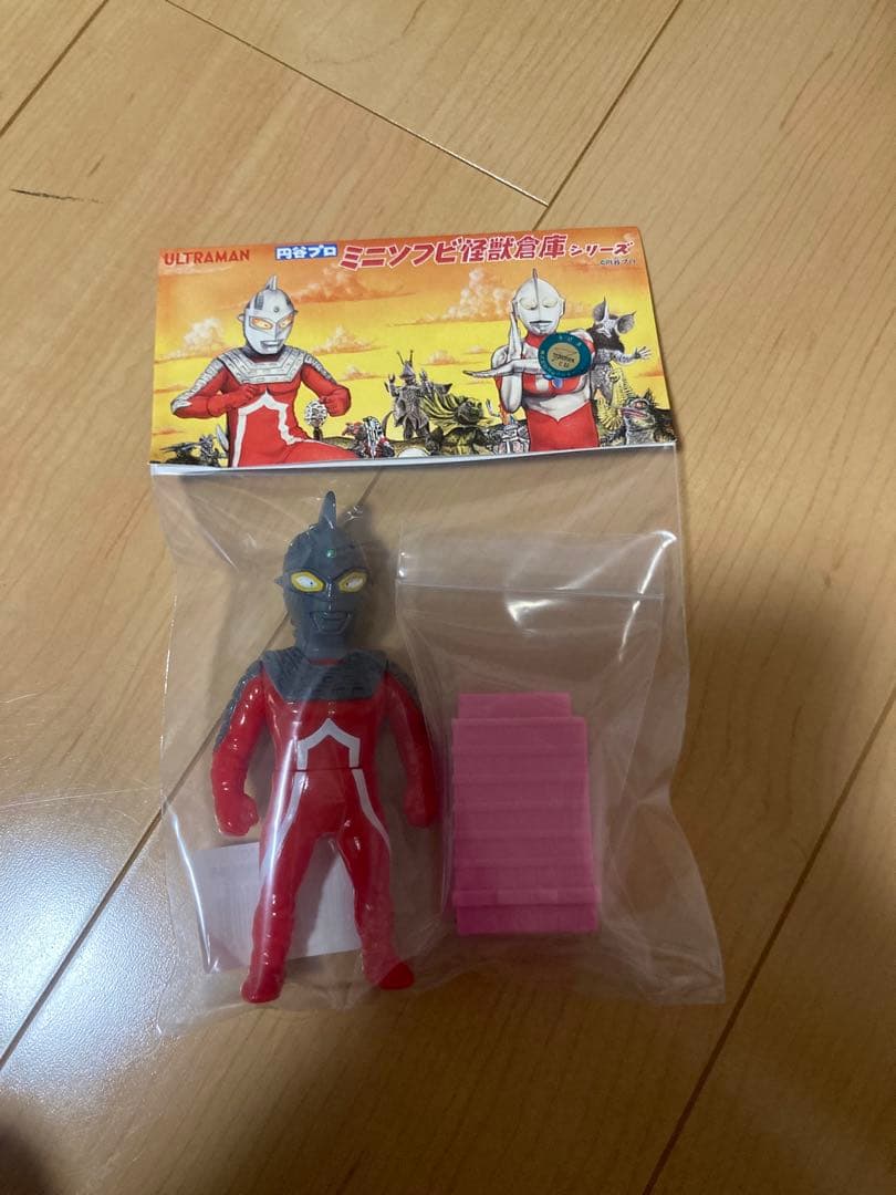 マックストイ ウルトラセブン ビル付き目立った傷や汚れなし