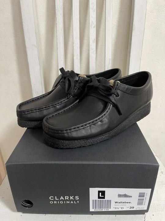 爆買い豊富な 新品 レディース Clarks ブラック レザー JDwH7-m41856551708 クラークス ワラビー 24.5 爆買い限定SALE