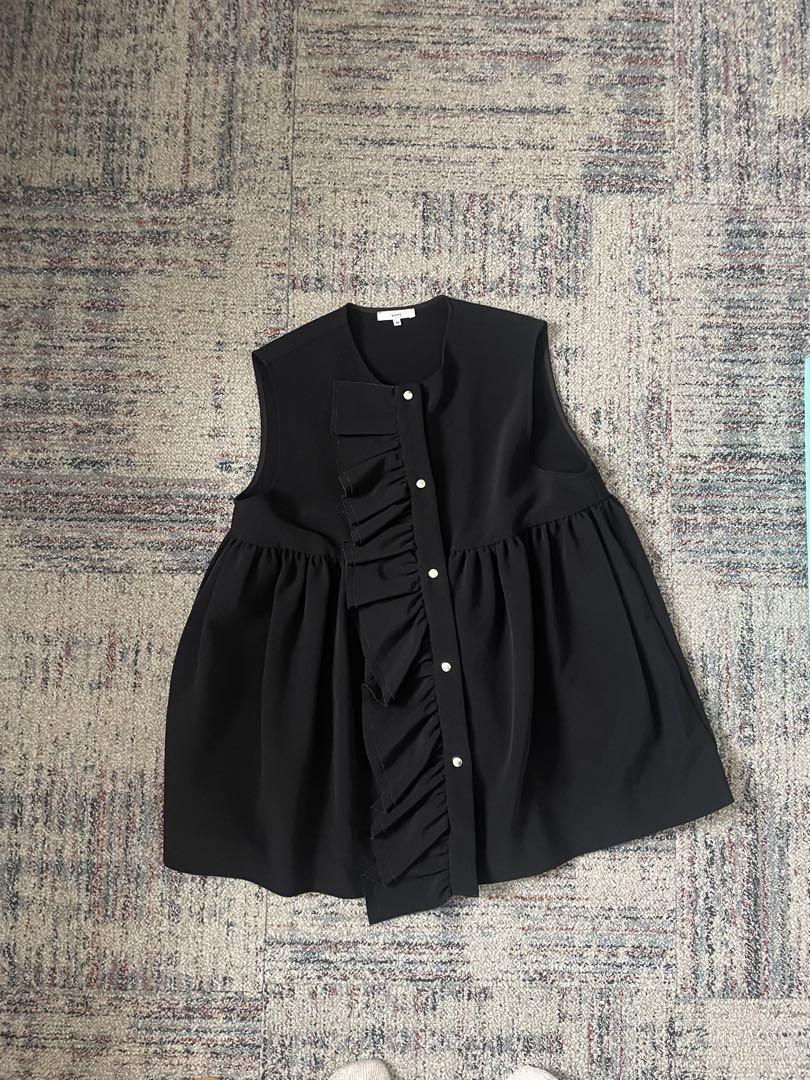 美品 YORI ジレ ベスト 38 ブラック 黒 ヨリトップス