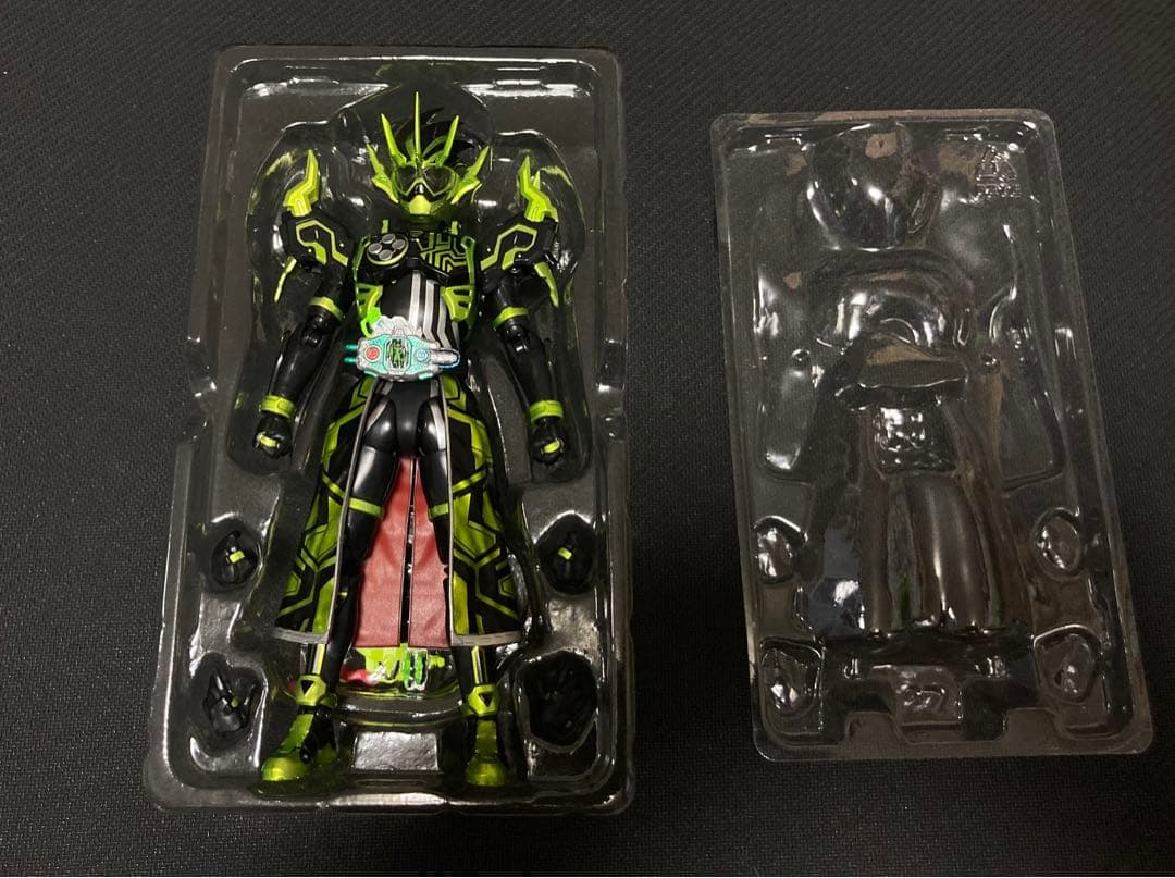 NEW限定品】 shフィギュアーツ 仮面ライダークロノス 仮面ライダー