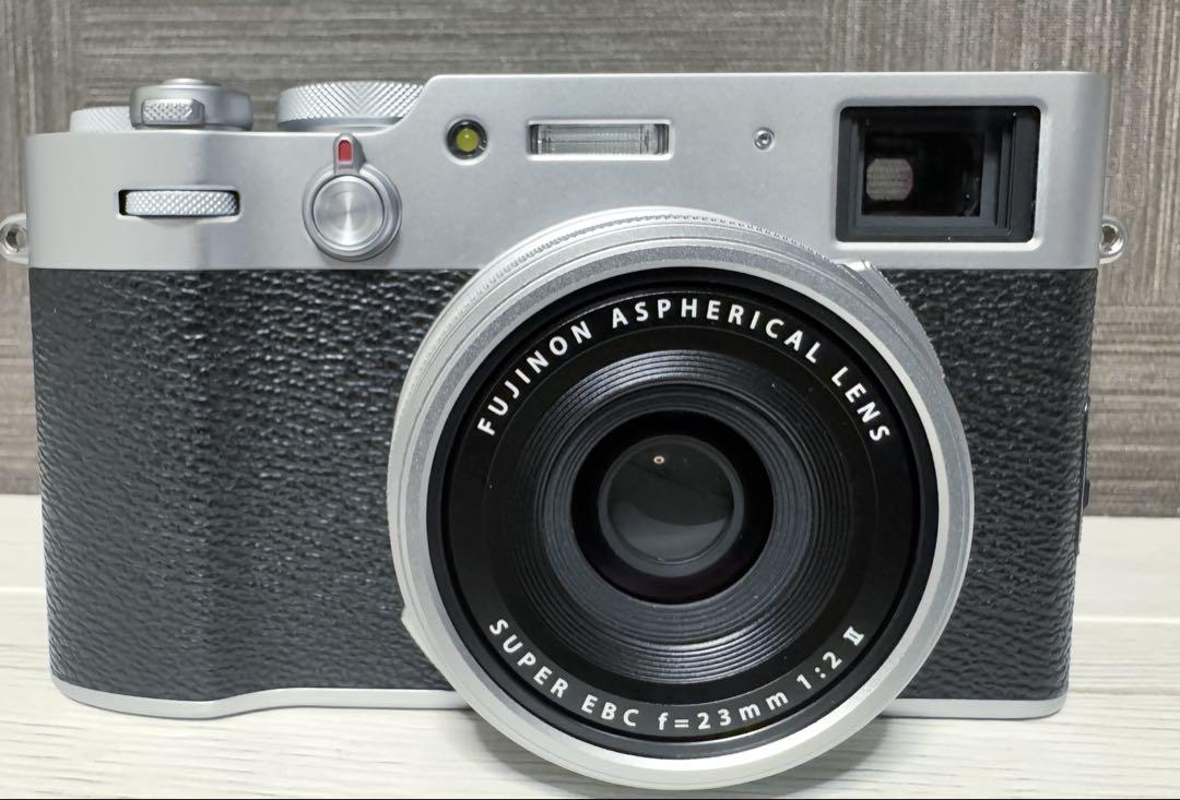 FUJIFILM