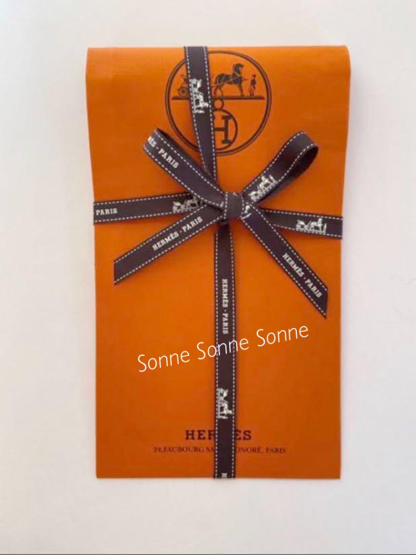 エルメス HERMES カレ90 スカーフ 新品未使用 シールタグ付(M32 エルメス HERMES カレ90 スカーフ 新品未使用 シールタグ付(M32