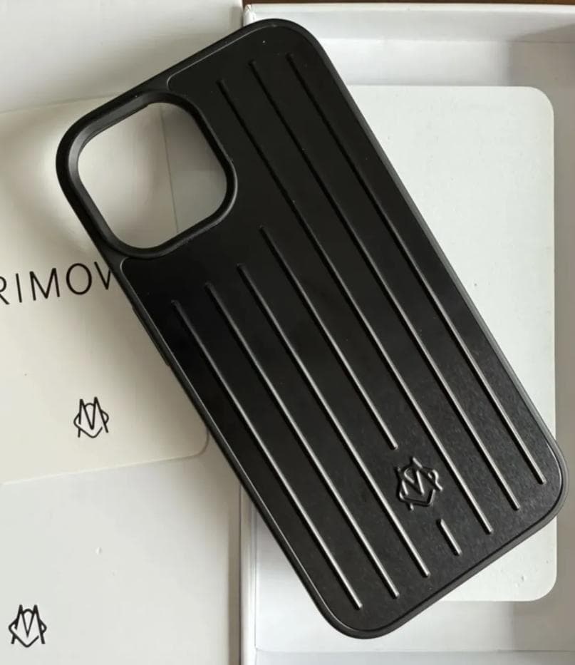 新品//未使用 RIMOWA ブラック iPhone12proMax 用ケース