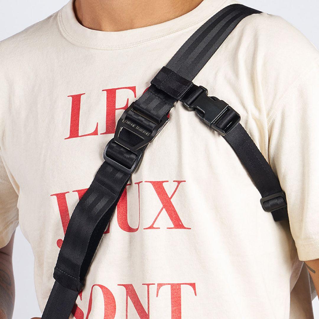 Chrome NEWSPAPER MESSENGER　BLACK