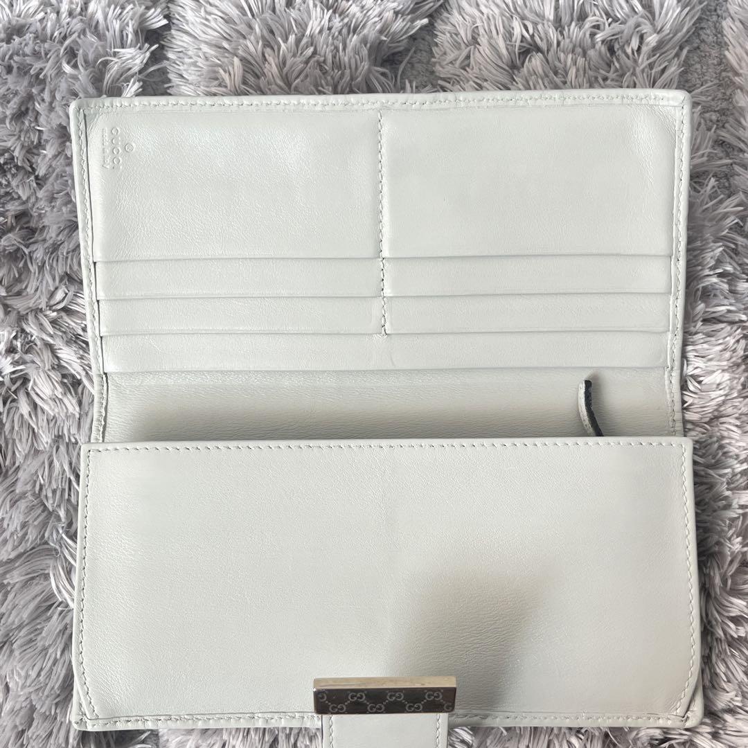 美品✨GUCCI 長財布　シマ　ロゴプレート　ホワイト　メンズ　レディース