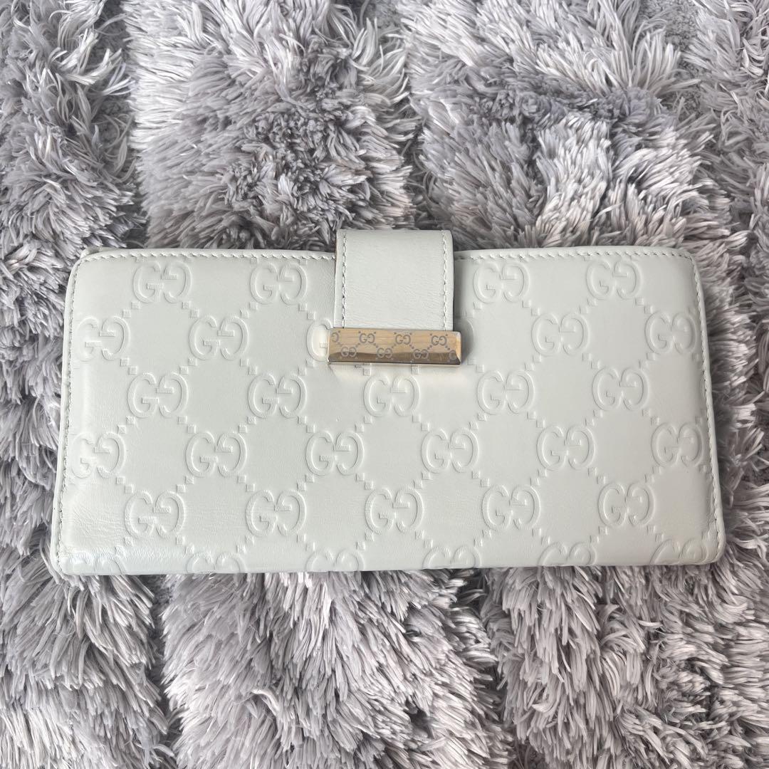 美品✨GUCCI 長財布　シマ　ロゴプレート　ホワイト　メンズ　レディース