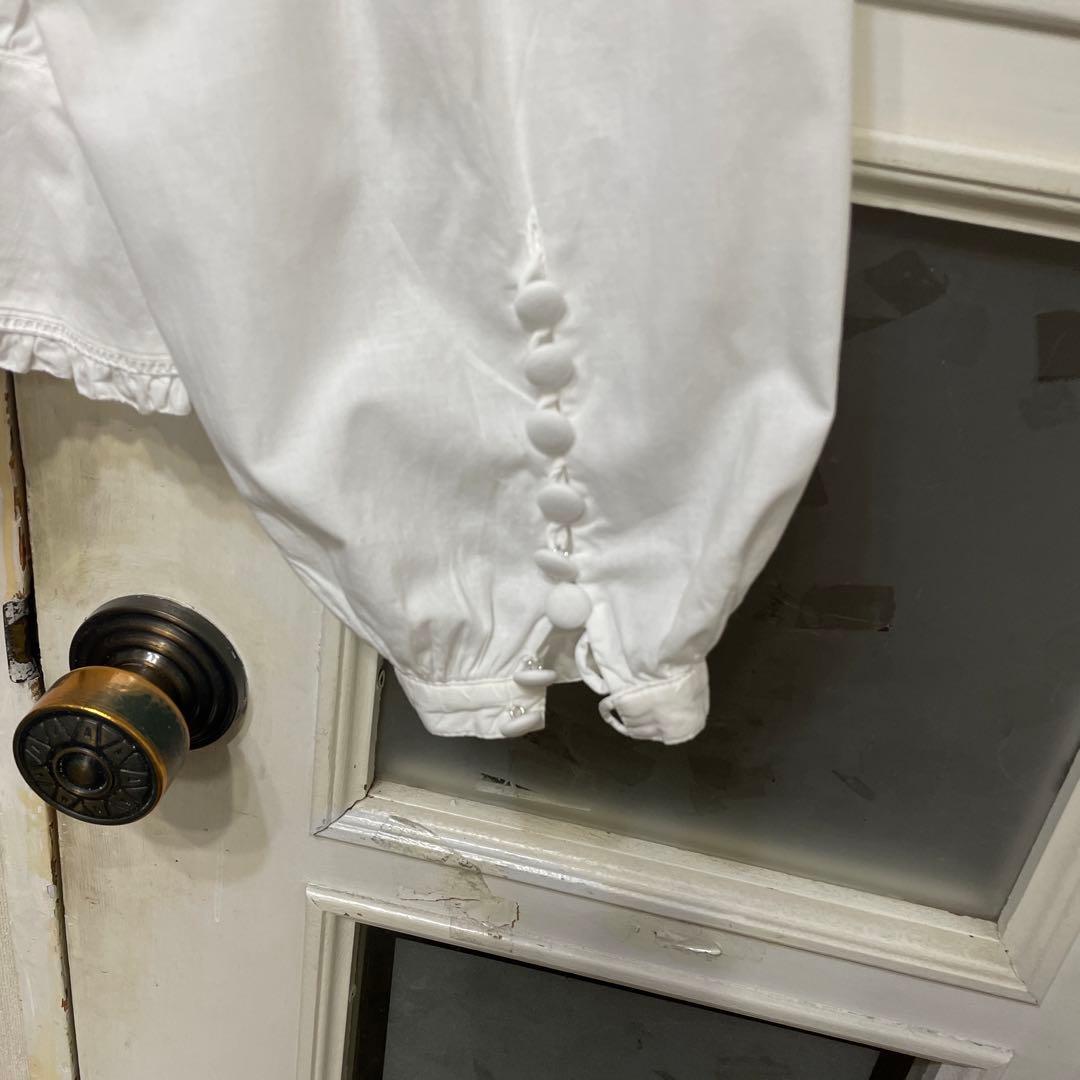 お げ純白のピンクハウス