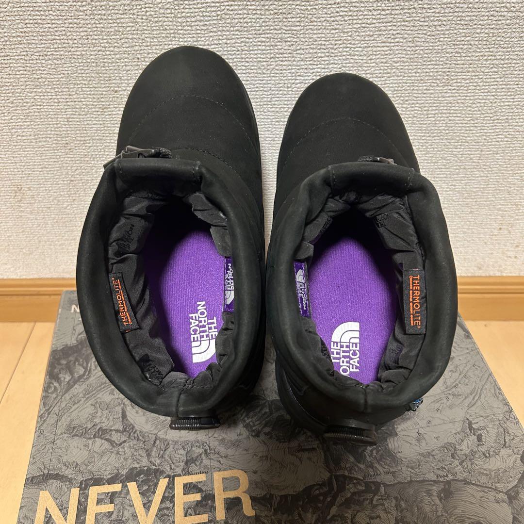 ブラック