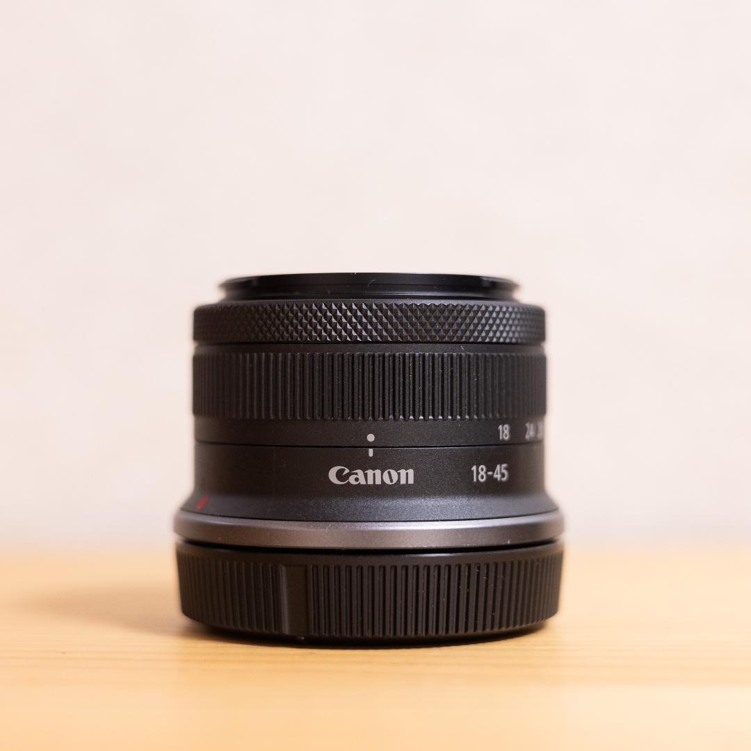 EOS R50 レンズキット