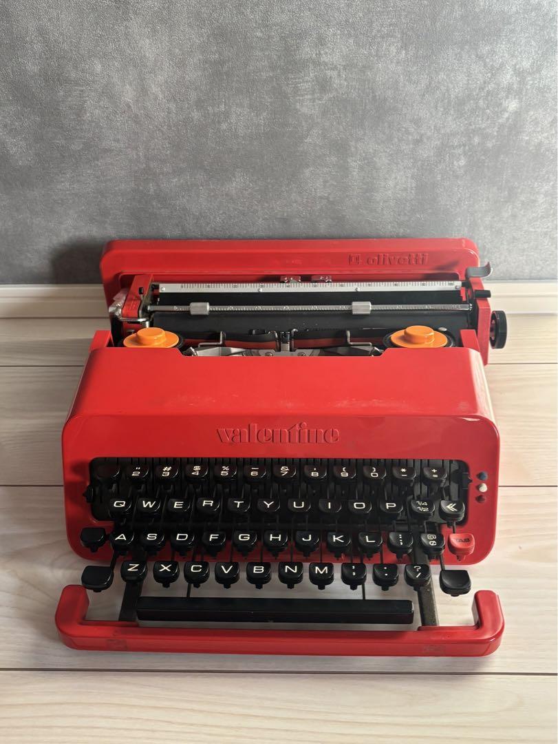 Olivetti Valentine オリベッティ バレンタイン タイプライター