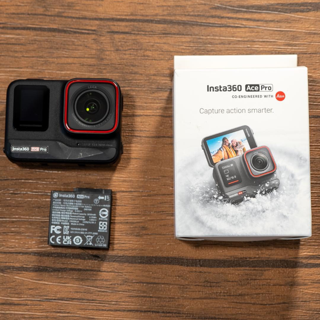 Insta360 Ace Pro アクションカメラ 本体 バッテリーのみ付属