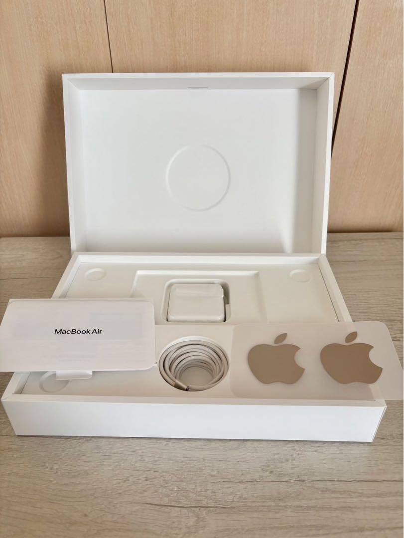 MacBook Air 13インチ M3 8GB 256GB