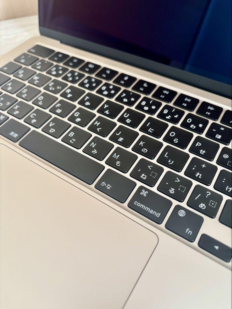 MacBook Air 13インチ M3 8GB 256GB