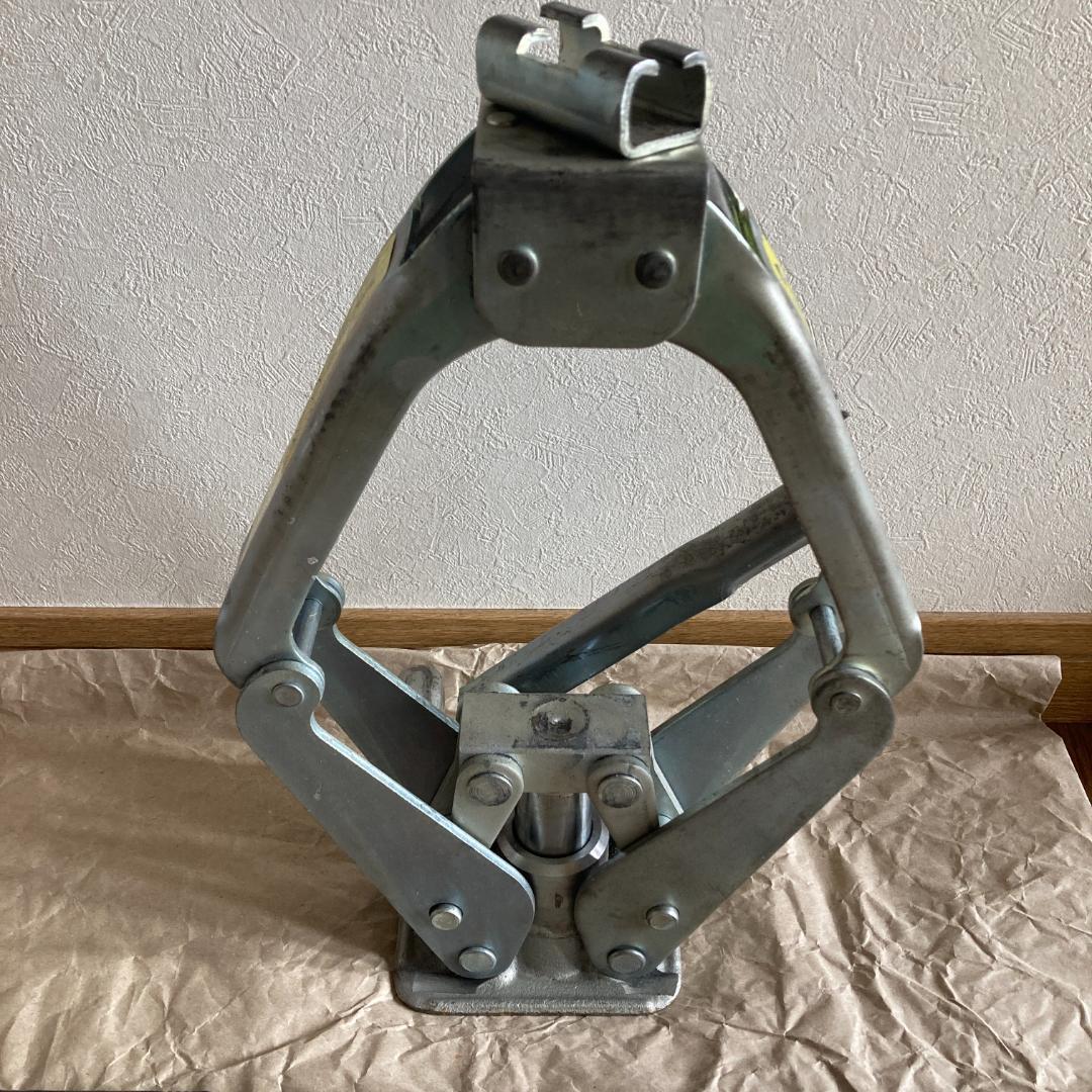 KYB カヤバ工業 パンタグラフ 油圧式シザースジャッキ 800kg KYB カヤバ工業 パンタグラフ 油圧式シザースジャッキ 800kg