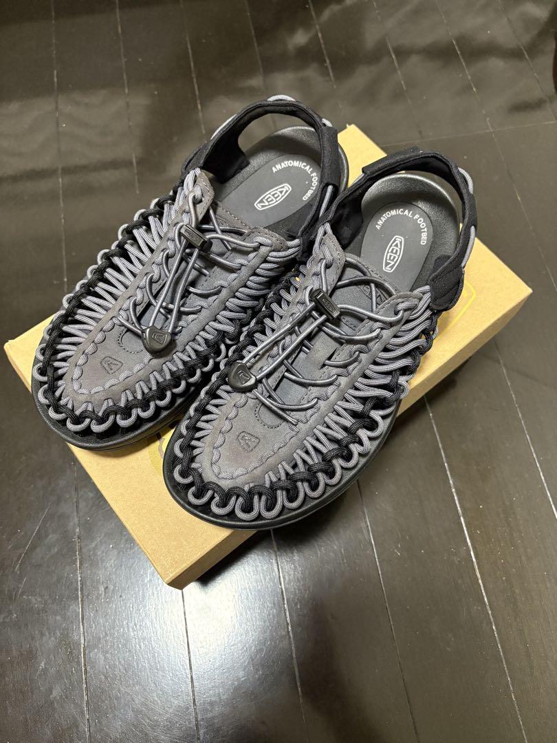 KEEN UNEEK MAGNET/STEEL GREY 箱付き