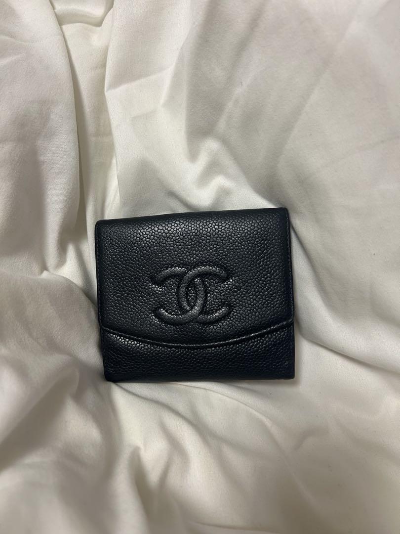 CHANEL 黒 二つ折り財布 レザー
