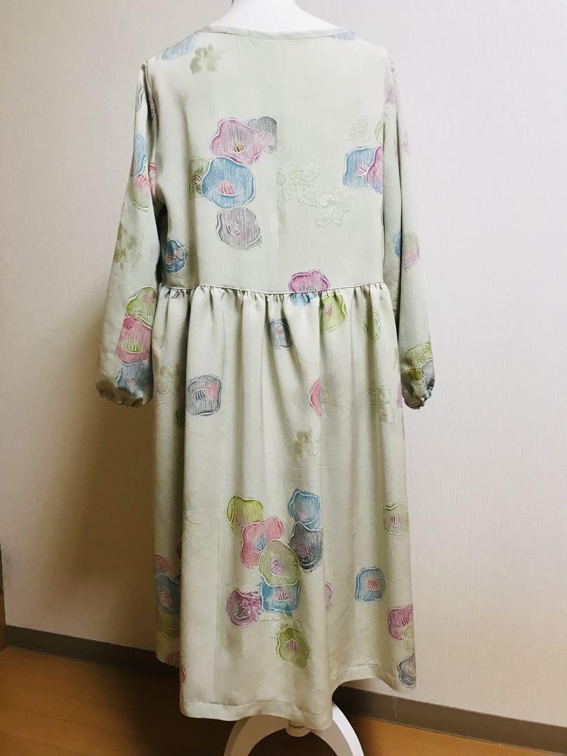ゆったりワンピース　着物リメイク　小紋　薄抹茶