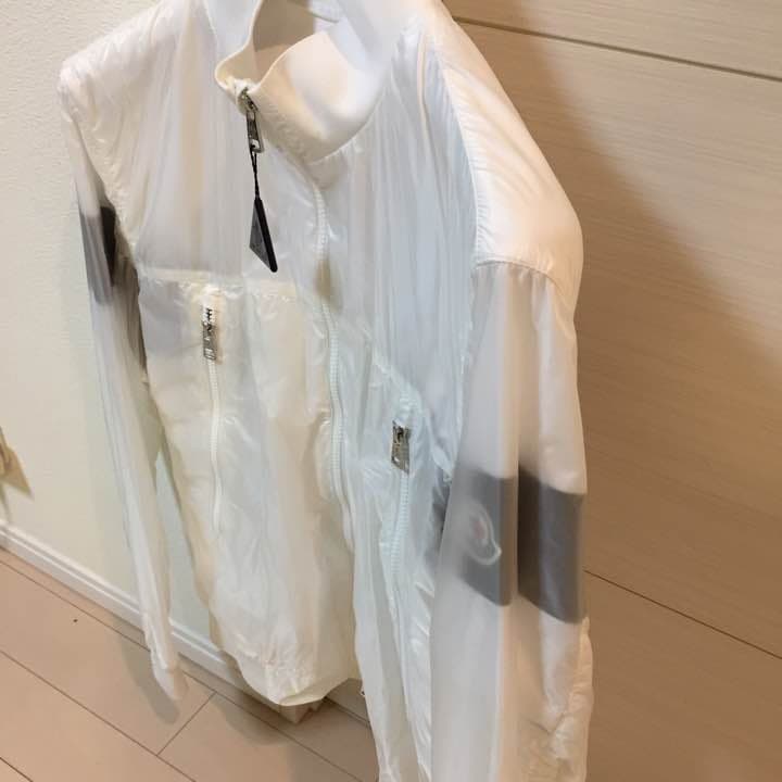 モンクレール MONCLER 新品 ナイロンジャケット モンクレール MONCLER 新品 ナイロンジャケット