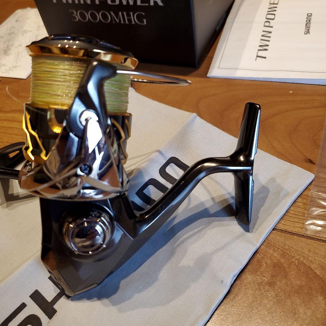 美品　SHIMANO TWIN POWER 3000MHG シマノ　ツインパワー