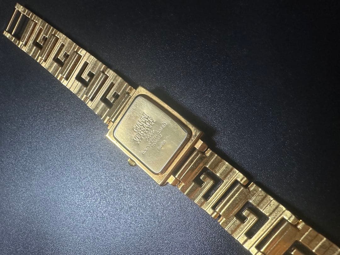 希少 GIANNI VERSACE ヴェルサーチ メデューサ 腕時計 希少 GIANNI VERSACE ヴェルサーチ メデューサ 腕時計