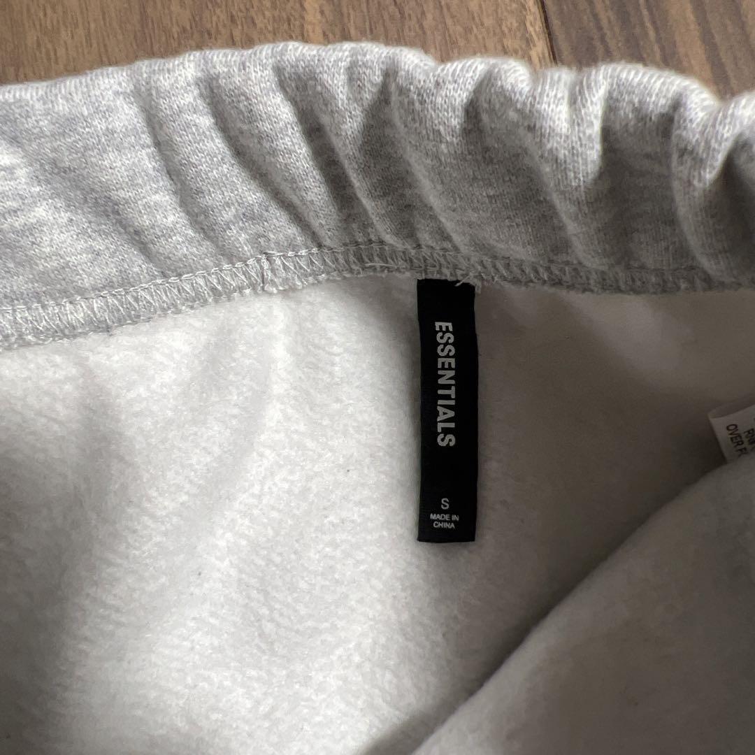 FEAR OF GOD ESSENTIALS スウェットパンツ 画像4