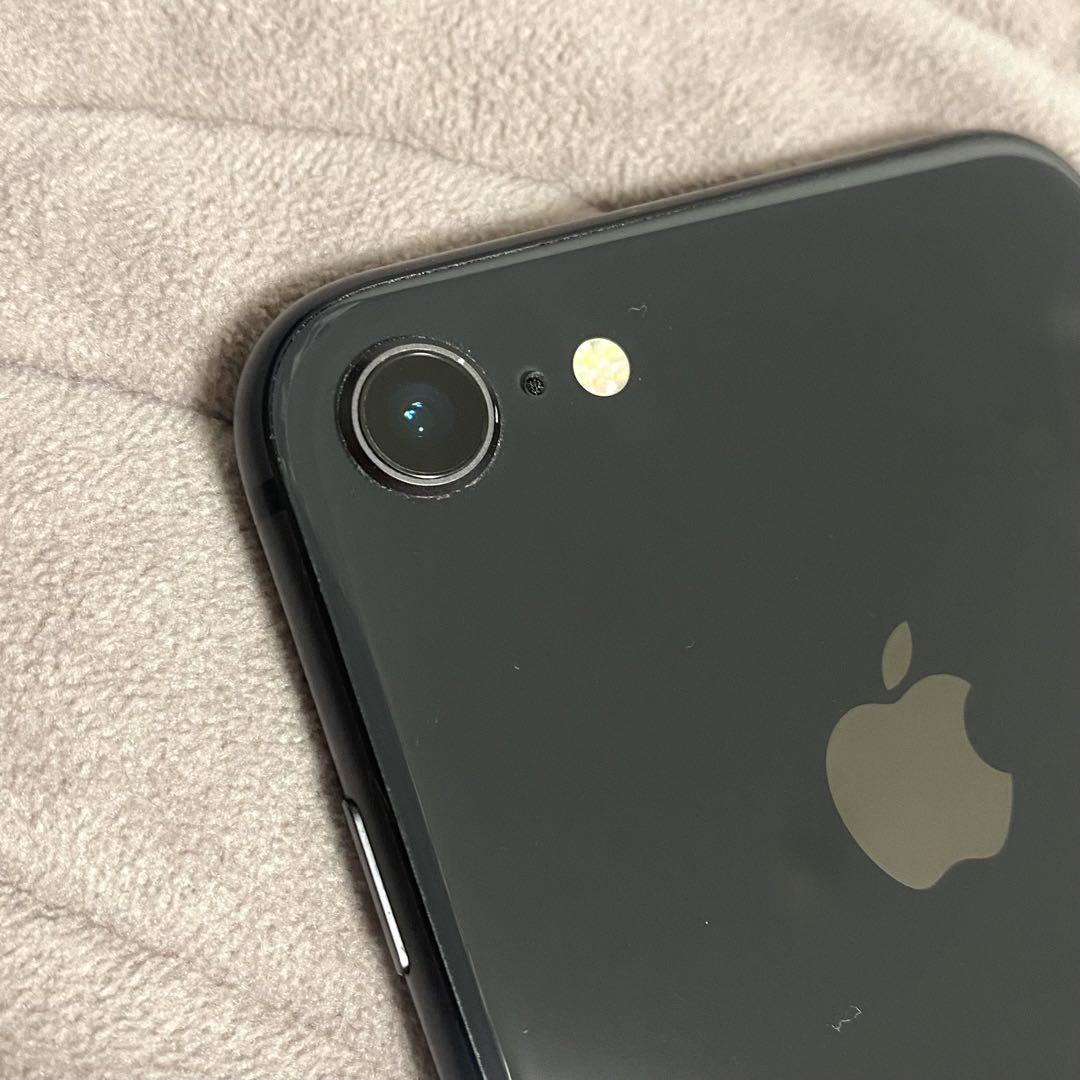 iPhone8 ブラック 64GB SIMロックあり