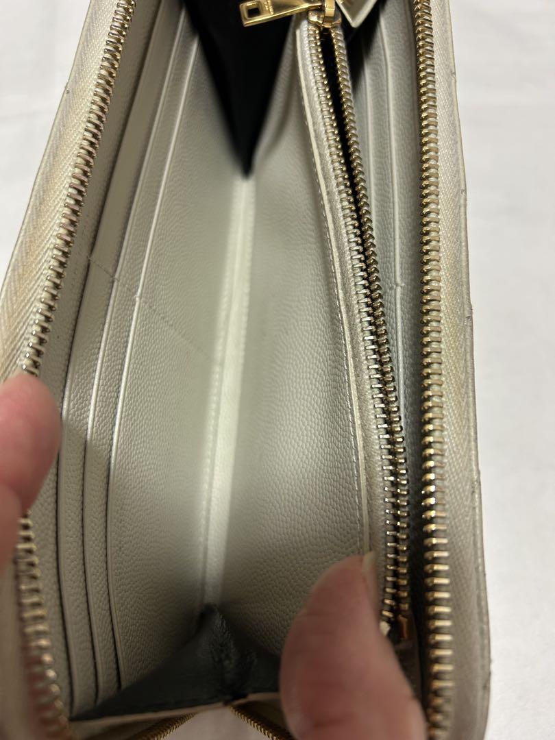 YSL イヴ・サンローラン　長財布　希少　ホワイト　レザー