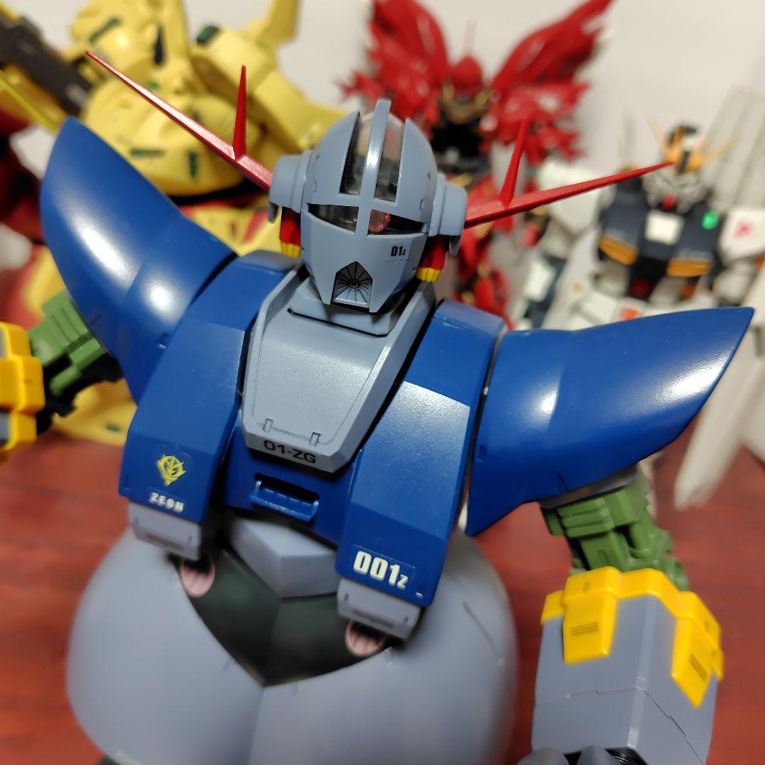 愛ゆえに様　　　　　　　　MG 1/100 ジオング 完成品 他ゲルググ完成品