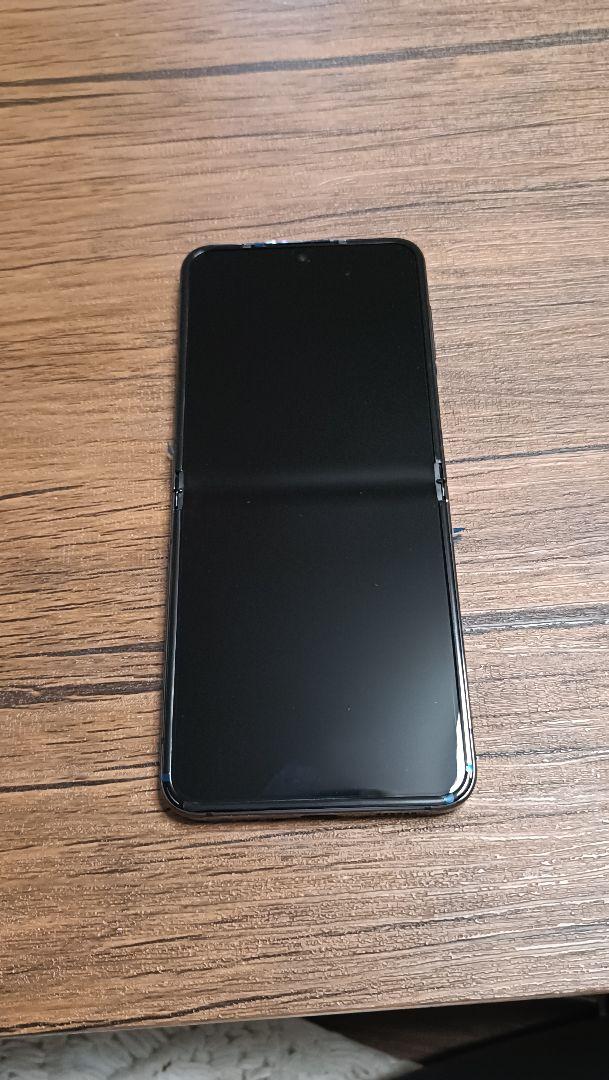 GalaxyZFlip5　グラファイト512GB
